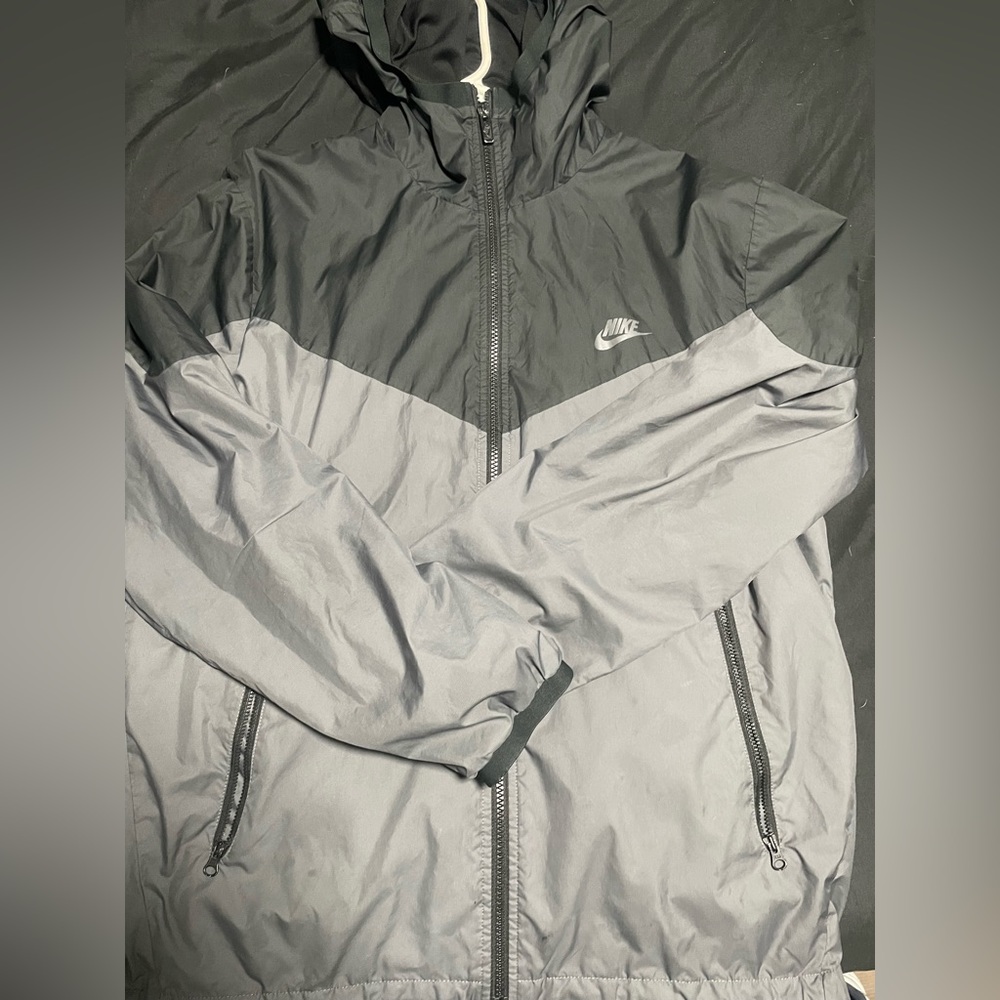 Nike windbreaker
